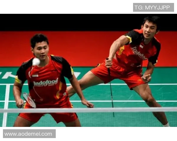 广州羽毛球队与杭州羽毛球队速度较量赛后分析与战术总结