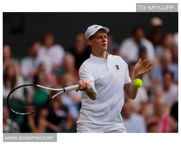 网球装备选购指南：如何选择适合你的球衣与品牌推荐