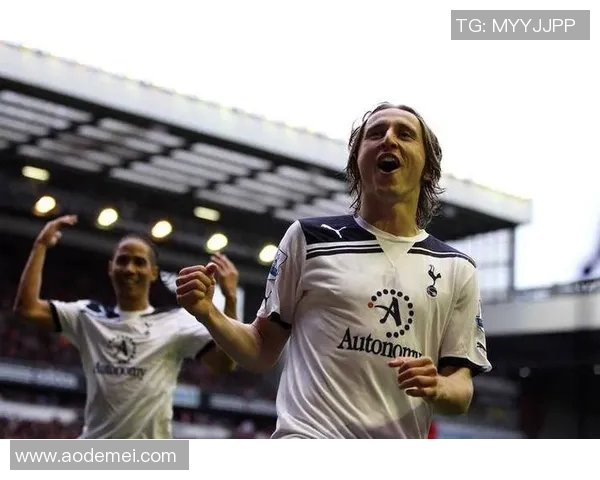 莫名其妙的足球传奇从莫德里奇到莫拉塔的精彩瞬间回顾 莫名其妙的足球传奇从莫德里奇到莫拉塔的精彩瞬间回顾