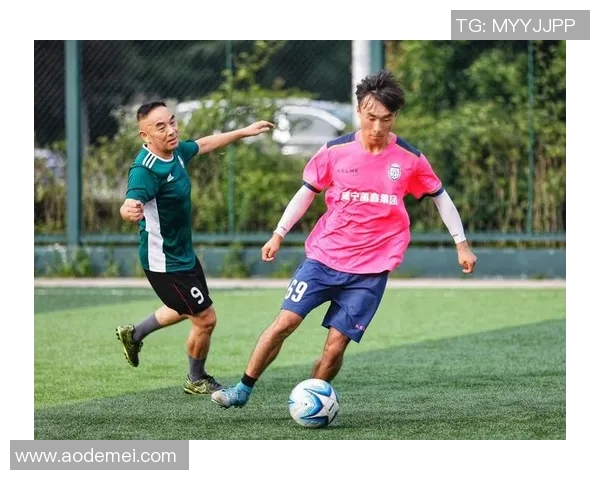 西安足球队在城市联赛中的团队协作表现分析与点评 西安足球队在城市联赛中的团队协作表现分析与点评