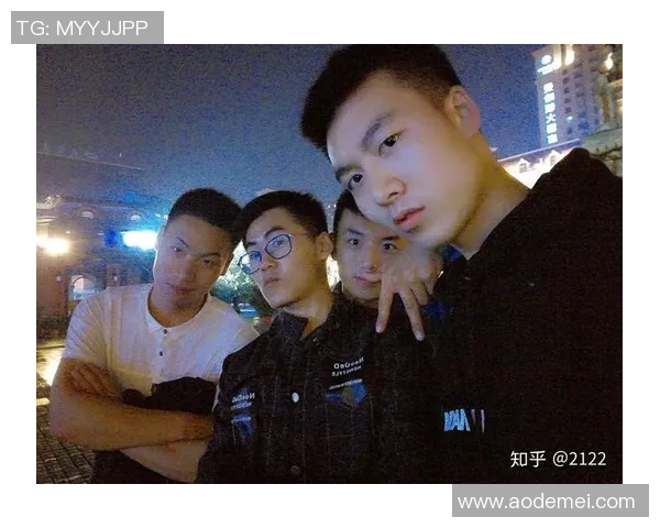 足球明星家庭趣事大揭秘搞笑瞬间让你捧腹大笑的温馨时刻 足球明星家庭趣事大揭秘搞笑瞬间让你捧腹大笑的温馨时刻